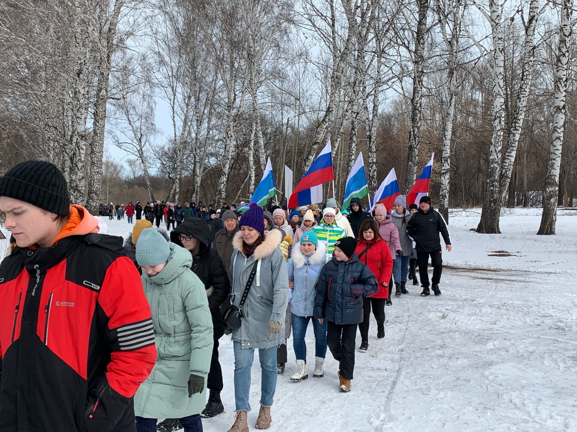 Более двух тысяч свердловчан поддержали Всероссийскую акцию «10 000 шагов к  жизни»